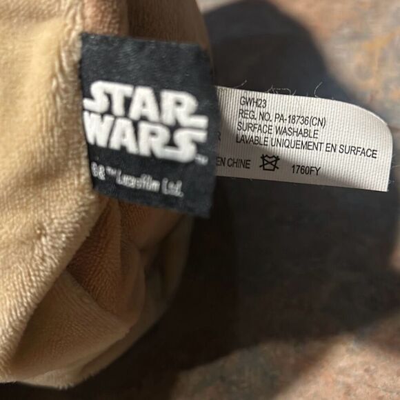 Star Wars Mandalorian Baby Yoda Plush 8” - Picture 3 of 4